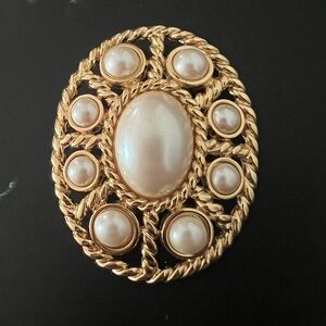 Vintage Monet Gold Tone & Faux Pearl Oval Brooch